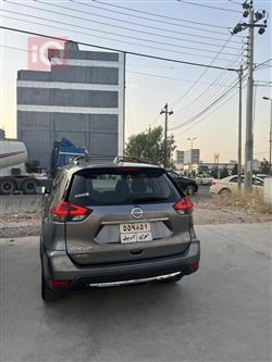 نیسان رۆگ